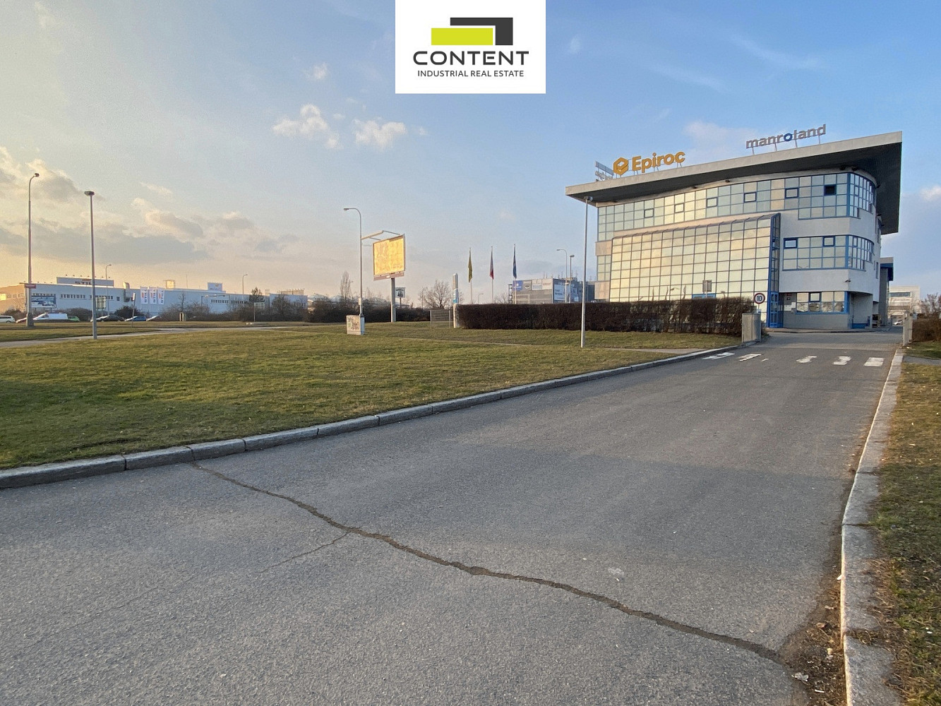 Pronájem kanceláře 670 m²