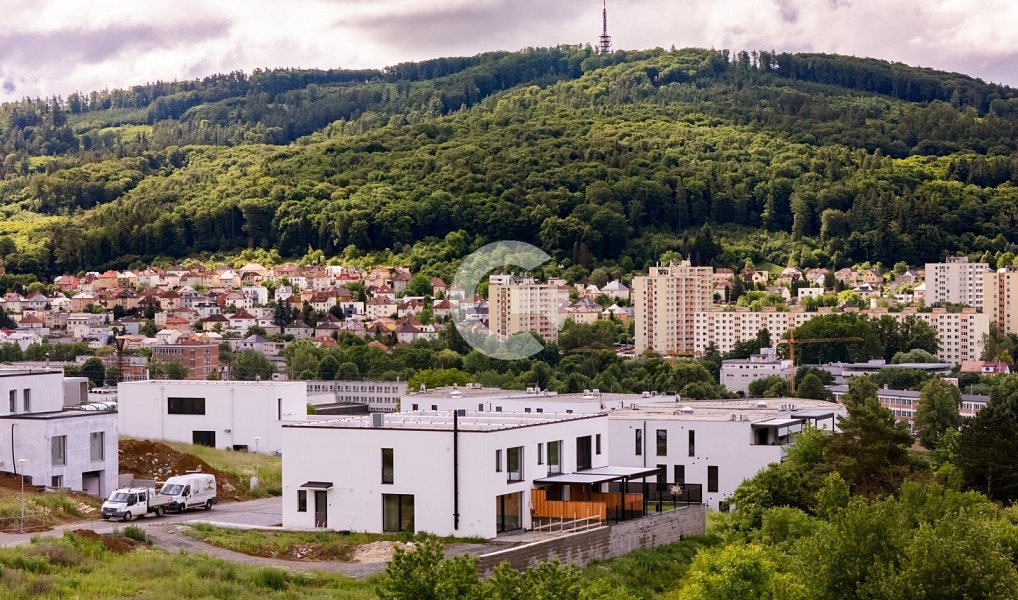 Prodej domu 178 m² s pozemkem 192 m², Zlín – náhled fotky 38