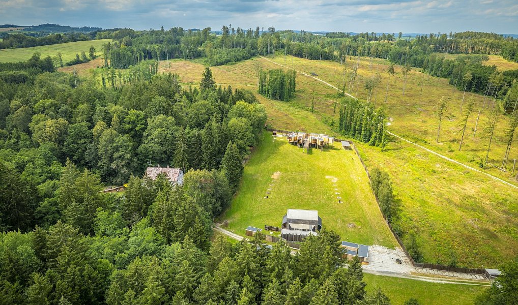 Prodej komerčního objektu (jiného typu) 818 m², Štoky – náhled fotky 44