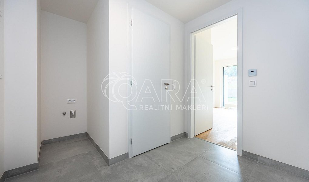 Pronájem bytu 2+kk 50 m², Praha – náhled fotky 5