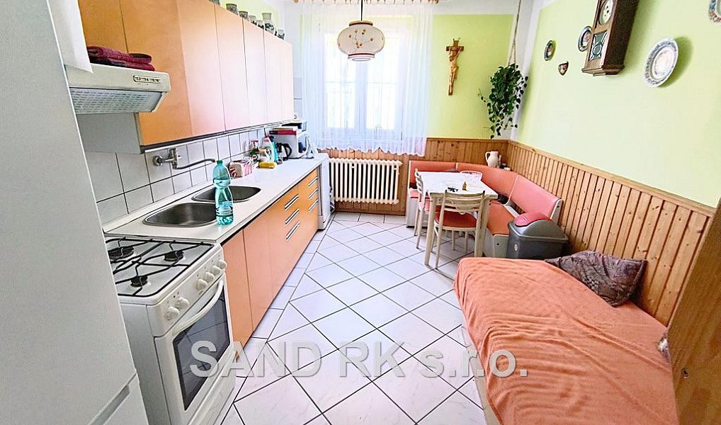 Prodej domu 190 m² s pozemkem 805 m², Bělá nad Radbuzou – náhled fotky 8