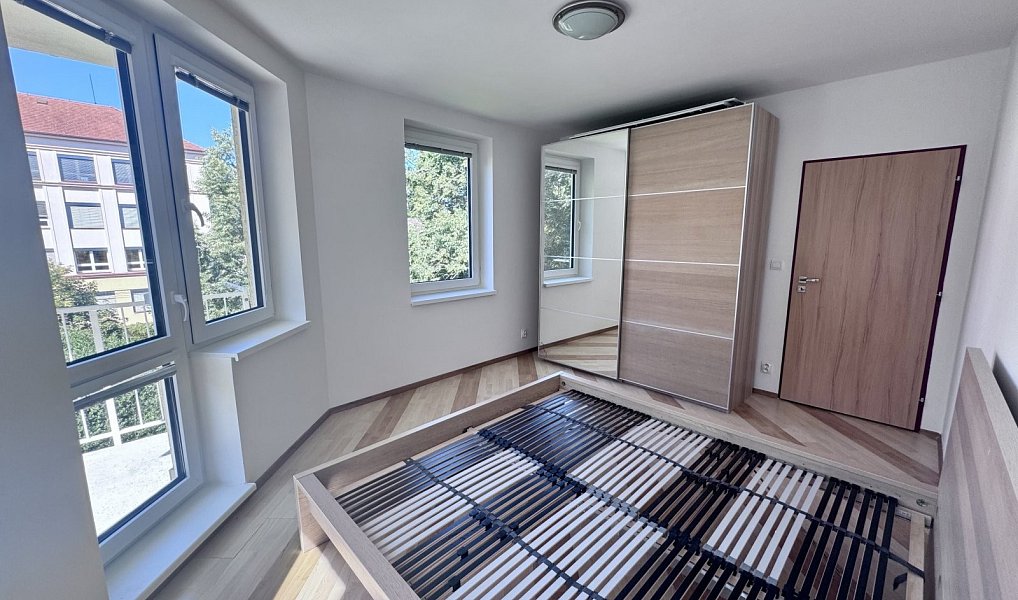 Prodej bytu 4+1 113 m², Pardubice – náhled fotky 8