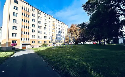 Prodej bytu 1+1 36 m², Budovatelů, Karlovy Vary