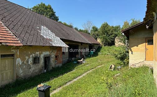 Prodej domu 200 m² s pozemkem 6 567 m², Neveklov - Radslavice, okres Benešov