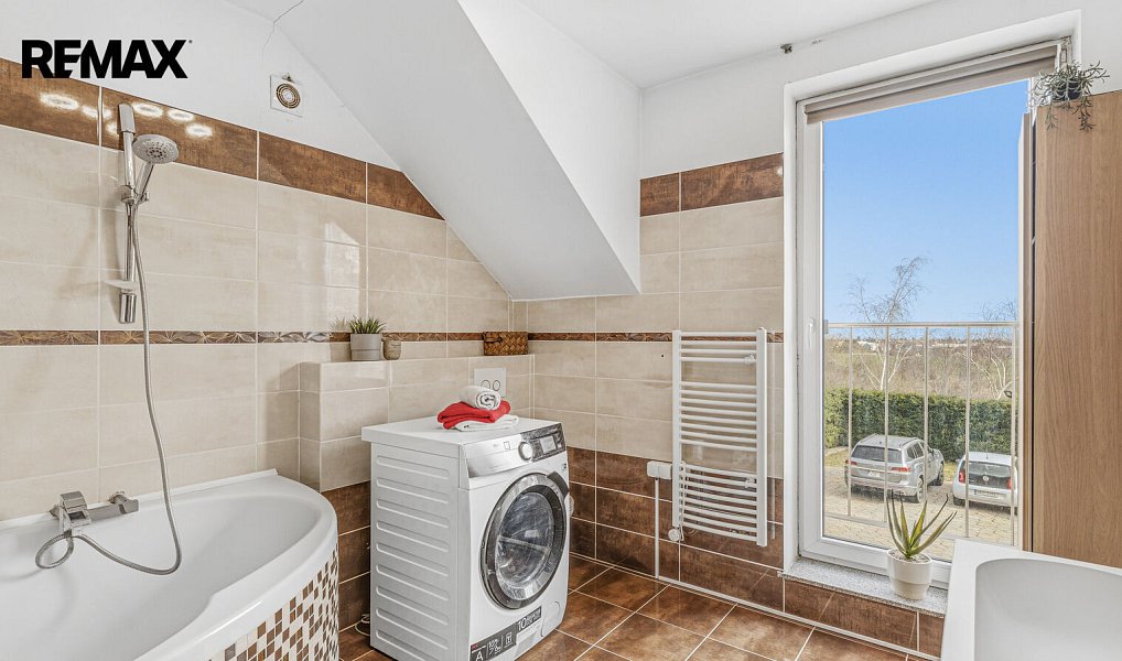 Prodej domu 213 m² s pozemkem 290 m², Pletený Újezd – náhled fotky 13