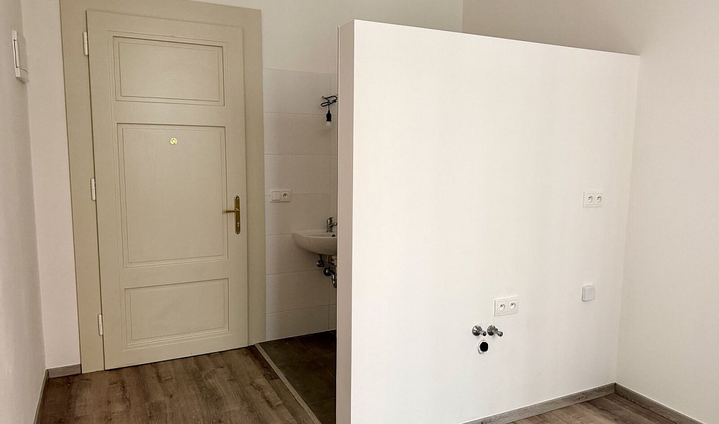 Prodej bytu 1+kk 15 m², Praha – náhled fotky 3