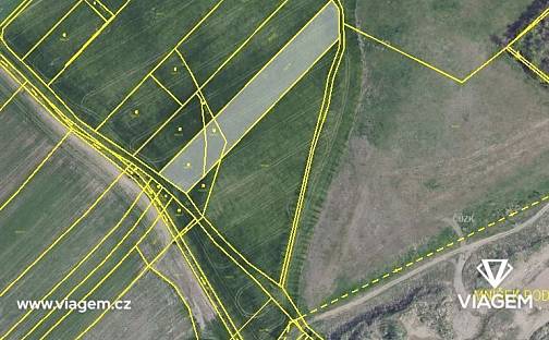 Prodej pole 4 774 m², Mníšek pod Brdy, okres Praha-západ