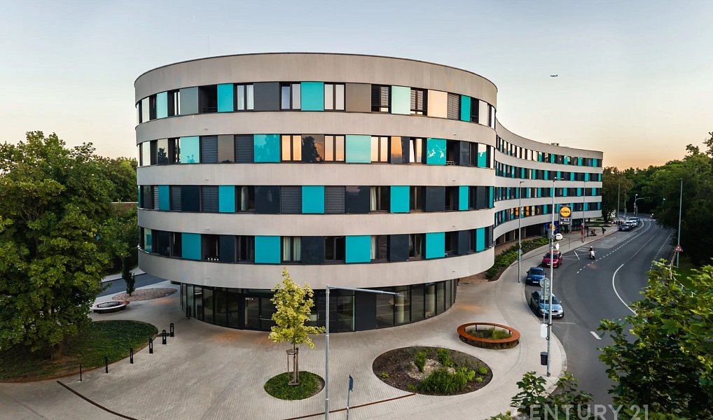 Pronájem bytu 2+kk 55 m², Praha – náhled fotky 9