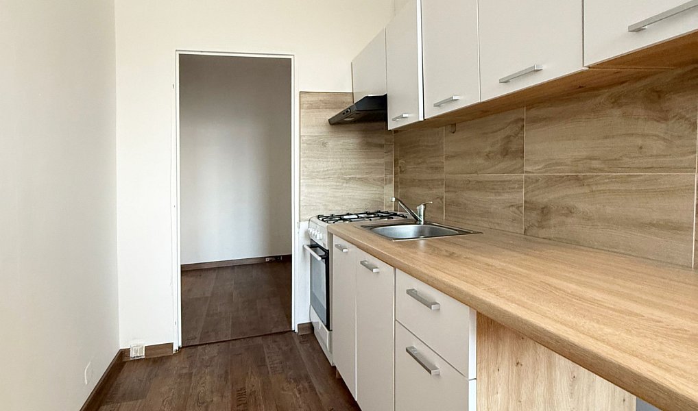 Pronájem bytu 2+1 62 m², Chomutov – náhled fotky 4