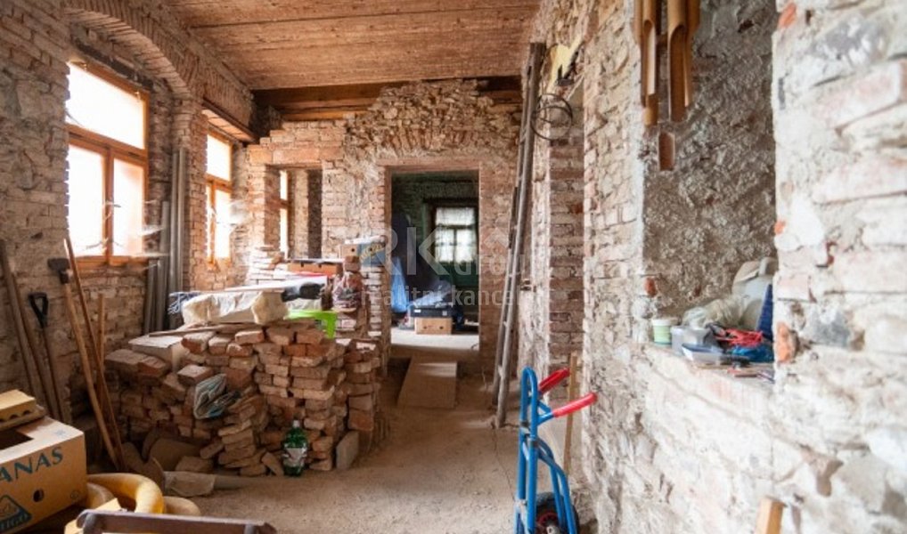 Prodej domu 1 144 m² s pozemkem 1 535 m², Bechyně – náhled fotky 12