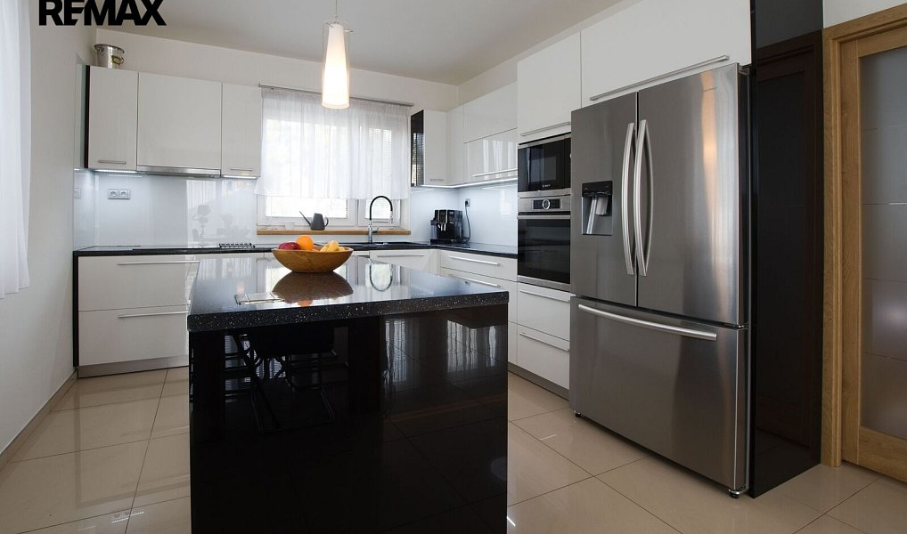 Prodej domu 177 m² s pozemkem 1 201 m², Kostelní Hlavno – náhled fotky 2