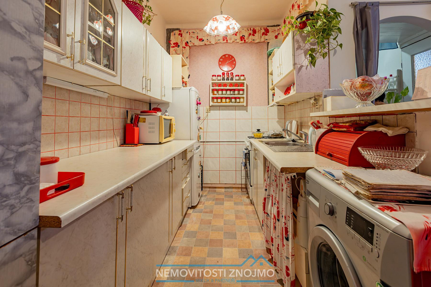 Prodej bytu 1+kk 29 m² – fotografie 3