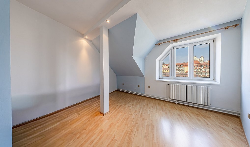 Prodej obchodních prostor 440 m², Bojkovice – náhled fotky 9