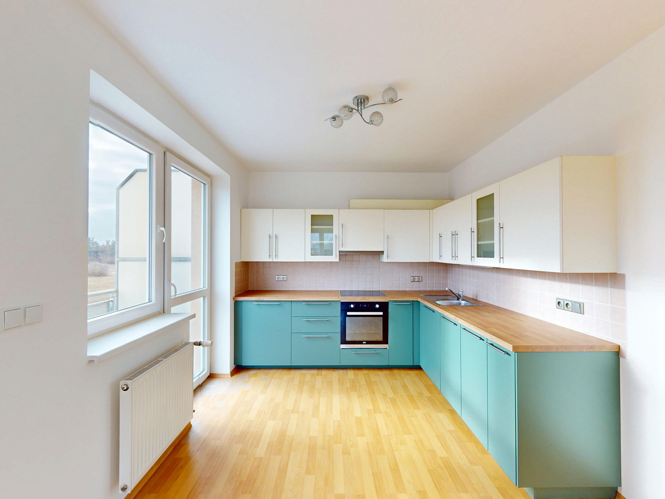 Pronájem bytu 3+kk 90 m² – fotografie 2