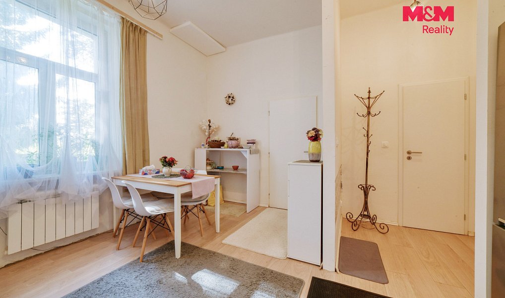 Prodej bytu 3+1 70 m², Mariánské Lázně – náhled fotky 3
