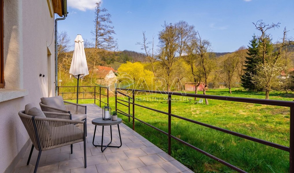 Prodej bytu 3+1 91 m², Beroun – náhled fotky 3