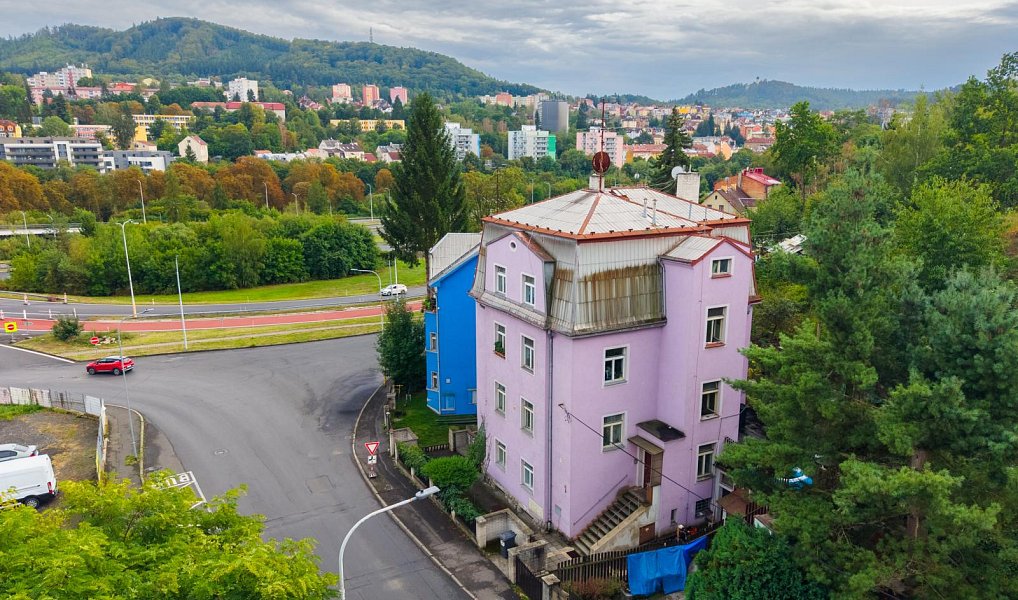 Prodej domu 521 m² s pozemkem 1 115 m², Karlovy Vary – náhled fotky 9