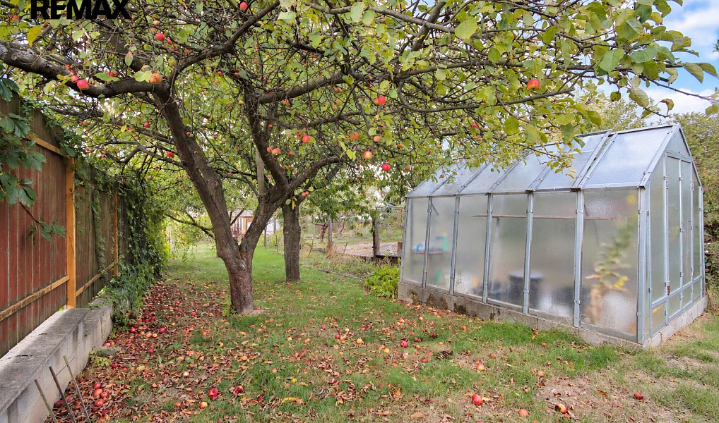 Prodej domu 168 m² s pozemkem 440 m², Zahrádky – náhled fotky 50
