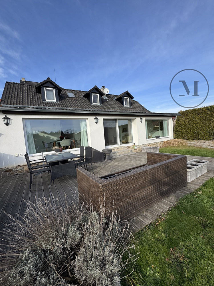 Prodej domu 480 m² s pozemkem 1 232 m²