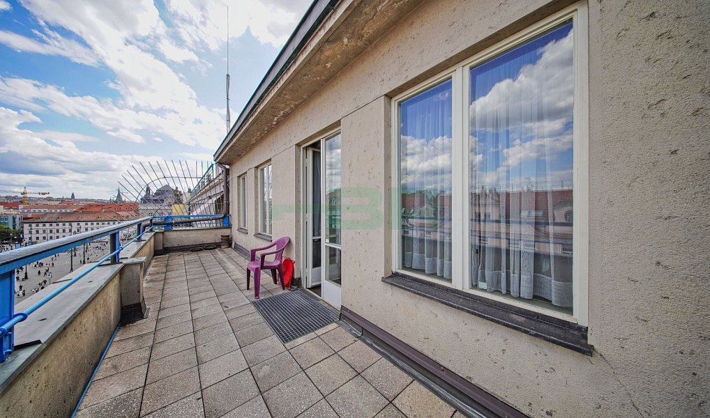 Prodej bytu 2+1 91 m², Praha – náhled fotky 32