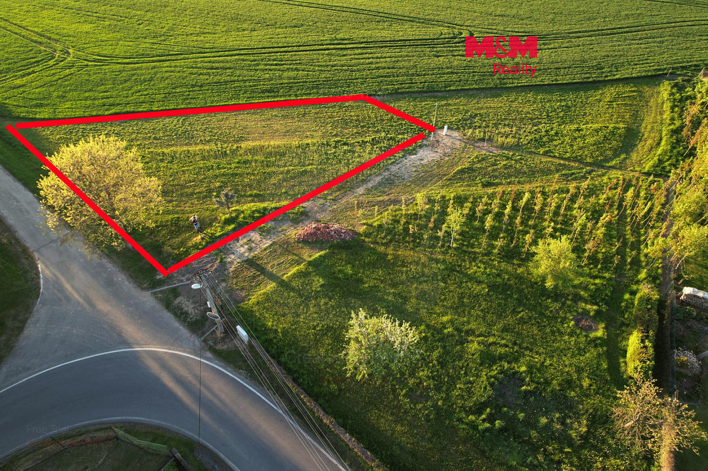 Prodej stavebního pozemku 1 001 m²