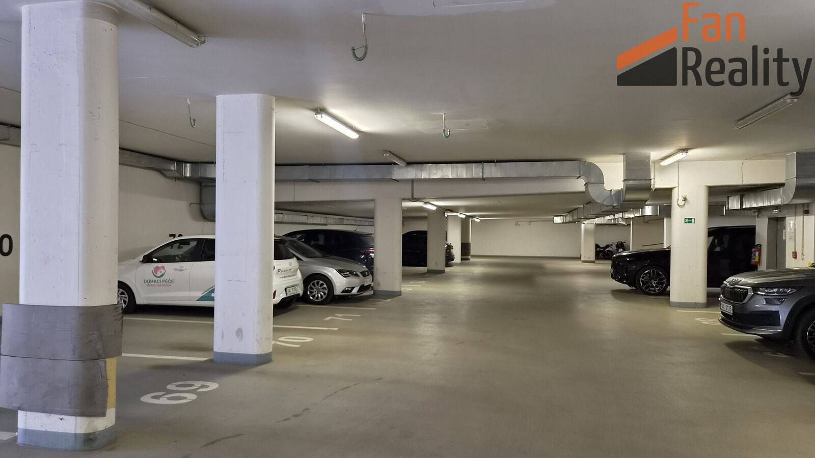 Prodej garáže 12 m2 ulice Na Neklance – fotografie 3