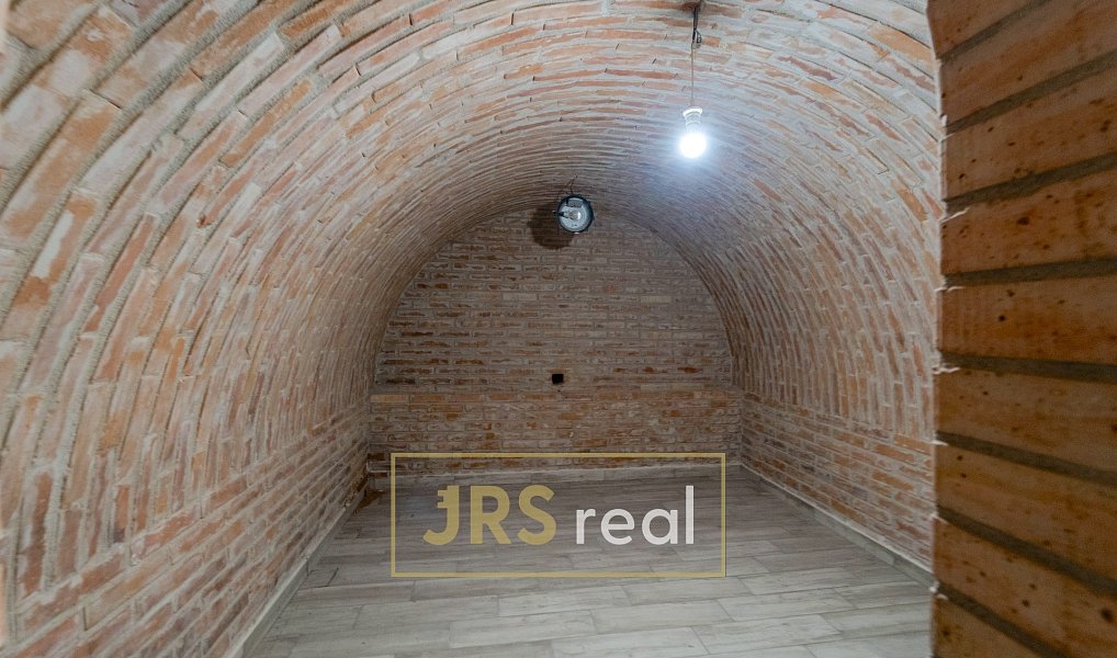 Prodej ubytovacího objektu 160 m², Strachotín – náhled fotky 21