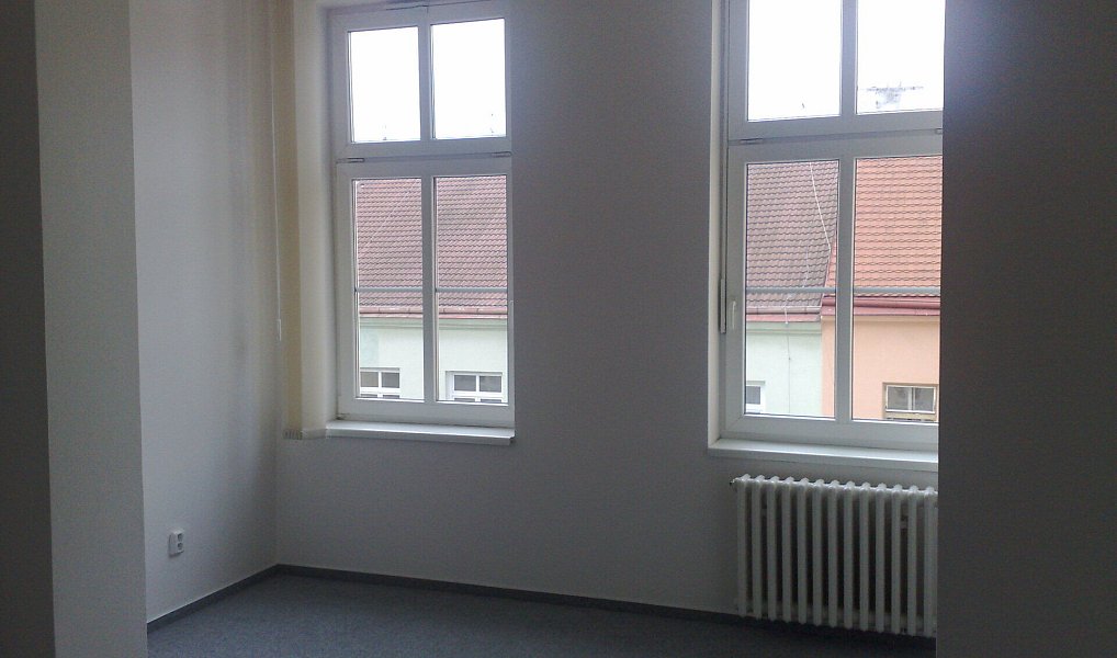 Pronájem kanceláře 103 m², Praha – náhled fotky 2