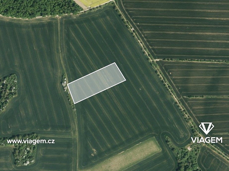 Prodej pole 1 819 m² – pohled 3