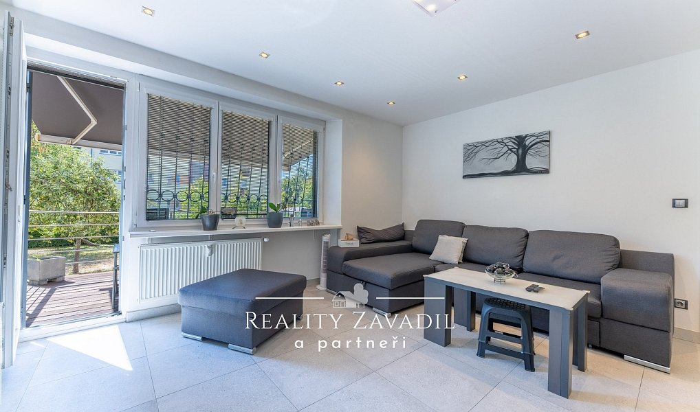 Prodej bytu 3+1 77 m², Praha – náhled fotky 4