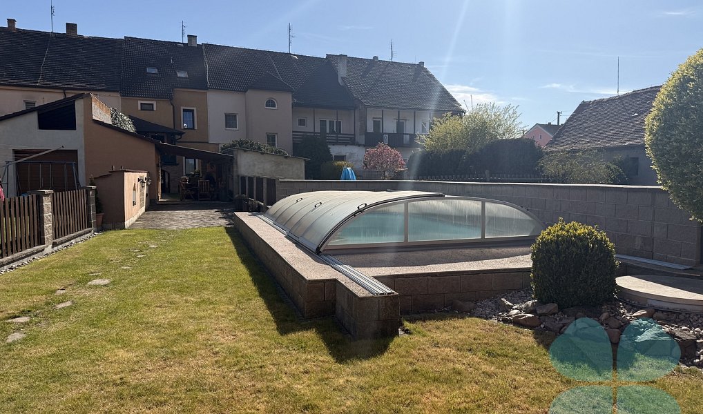 Prodej domu 220 m² s pozemkem 449 m², Radnice – náhled fotky 29