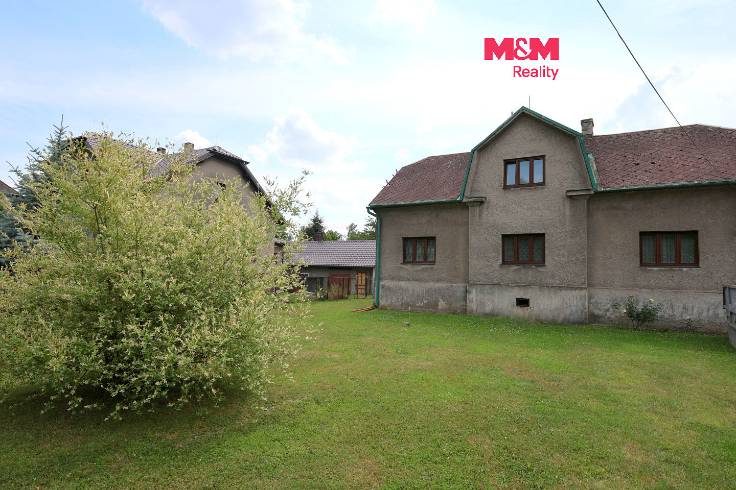 Prodej domu 250 m² s pozemkem 1 522 m²