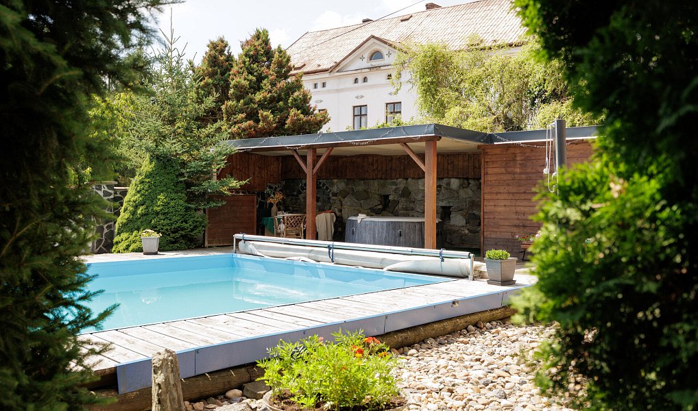 Prodej domu 478 m² s pozemkem 4 241 m², Verneřice – náhled fotky 22