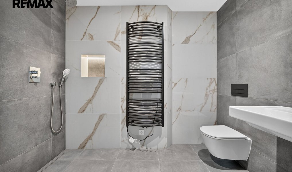 Prodej bytu 1+kk 23 m², Praha – náhled fotky 3
