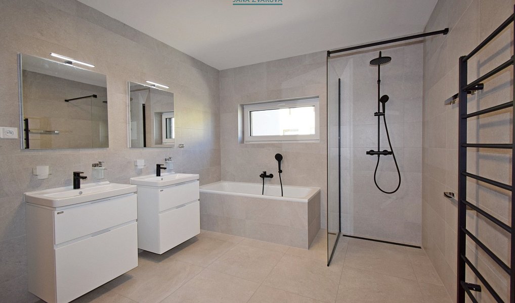 Prodej domu 147 m² s pozemkem 127 m², Liberec – náhled fotky 22