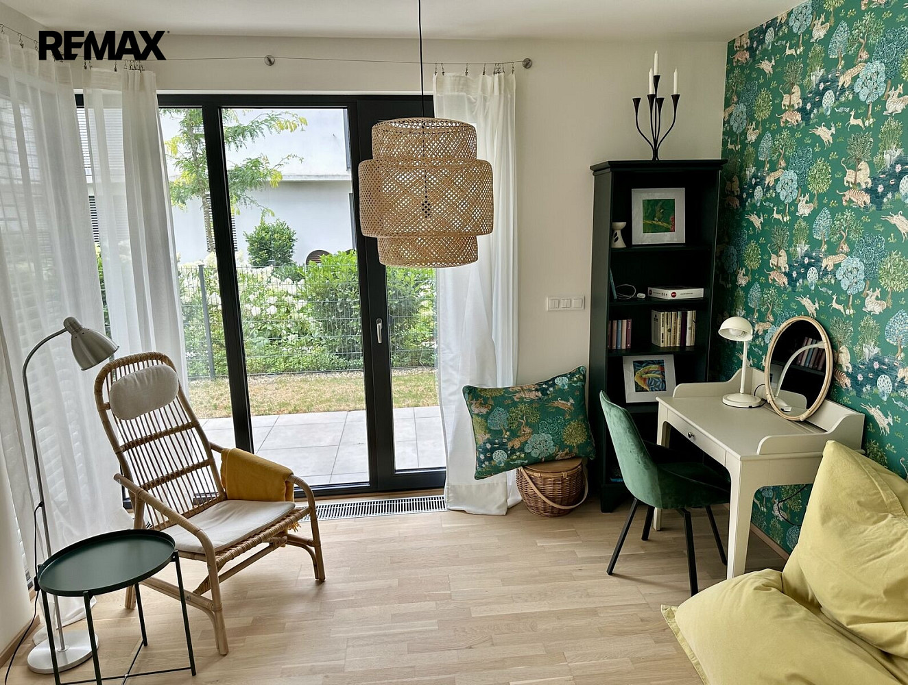 Pronájem bytu 2+kk 46 m² – fotografie 2
