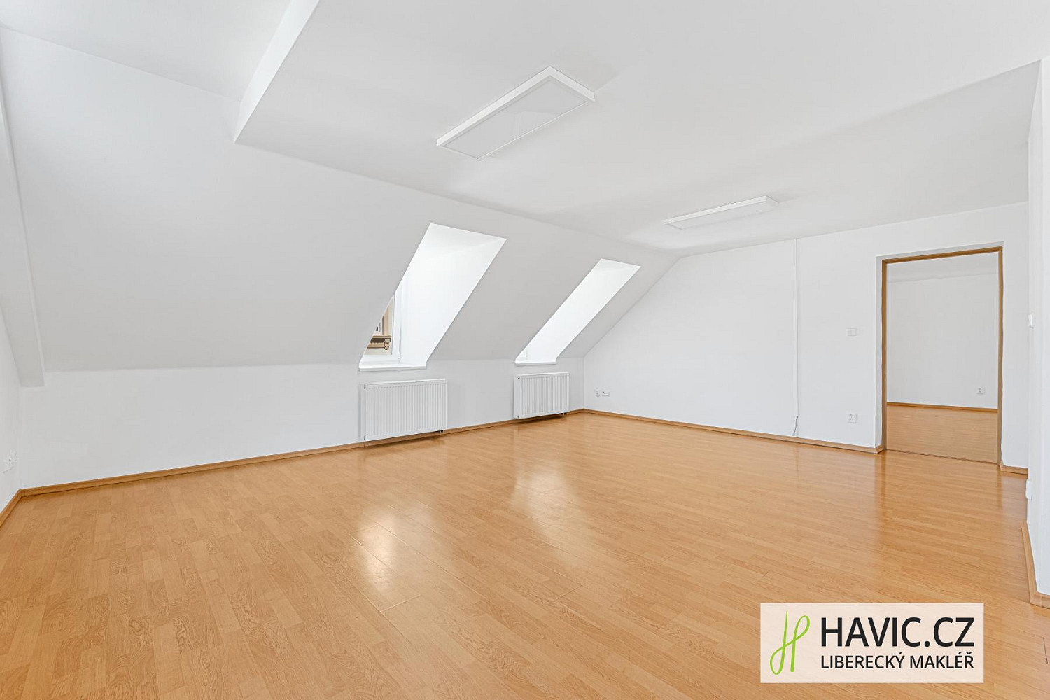 Pronájem bytu 2+kk 82 m² — photo 4
