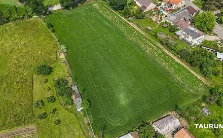 Prodej stavebního pozemku 6 761 m², Chodouň, okres Beroun