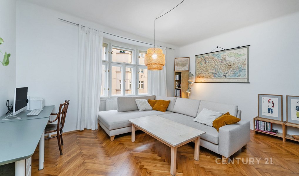 Prodej bytu 2+1 95 m², Praha – náhled fotky 2
