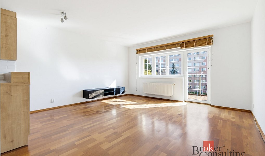 Pronájem bytu 3+kk 79 m², Praha – náhled fotky 5