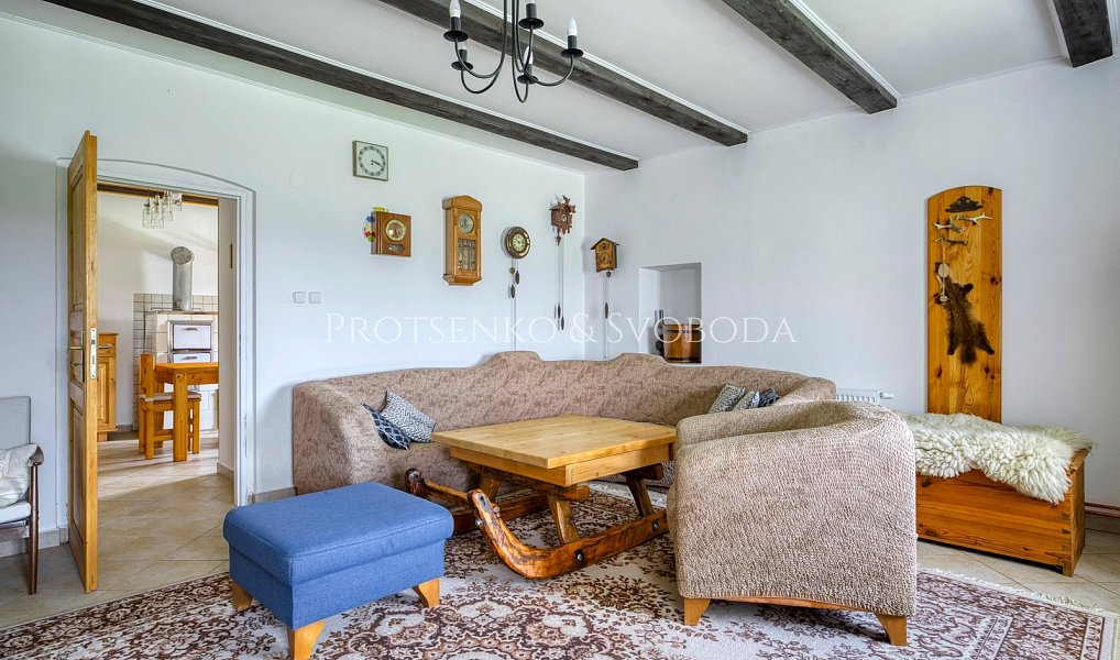 Prodej domu 275 m² s pozemkem 1 947 m², Horní Radouň – náhled fotky 15
