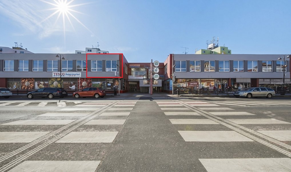 Pronájem obchodních prostor 110 m², Nový Bor – náhled fotky 2