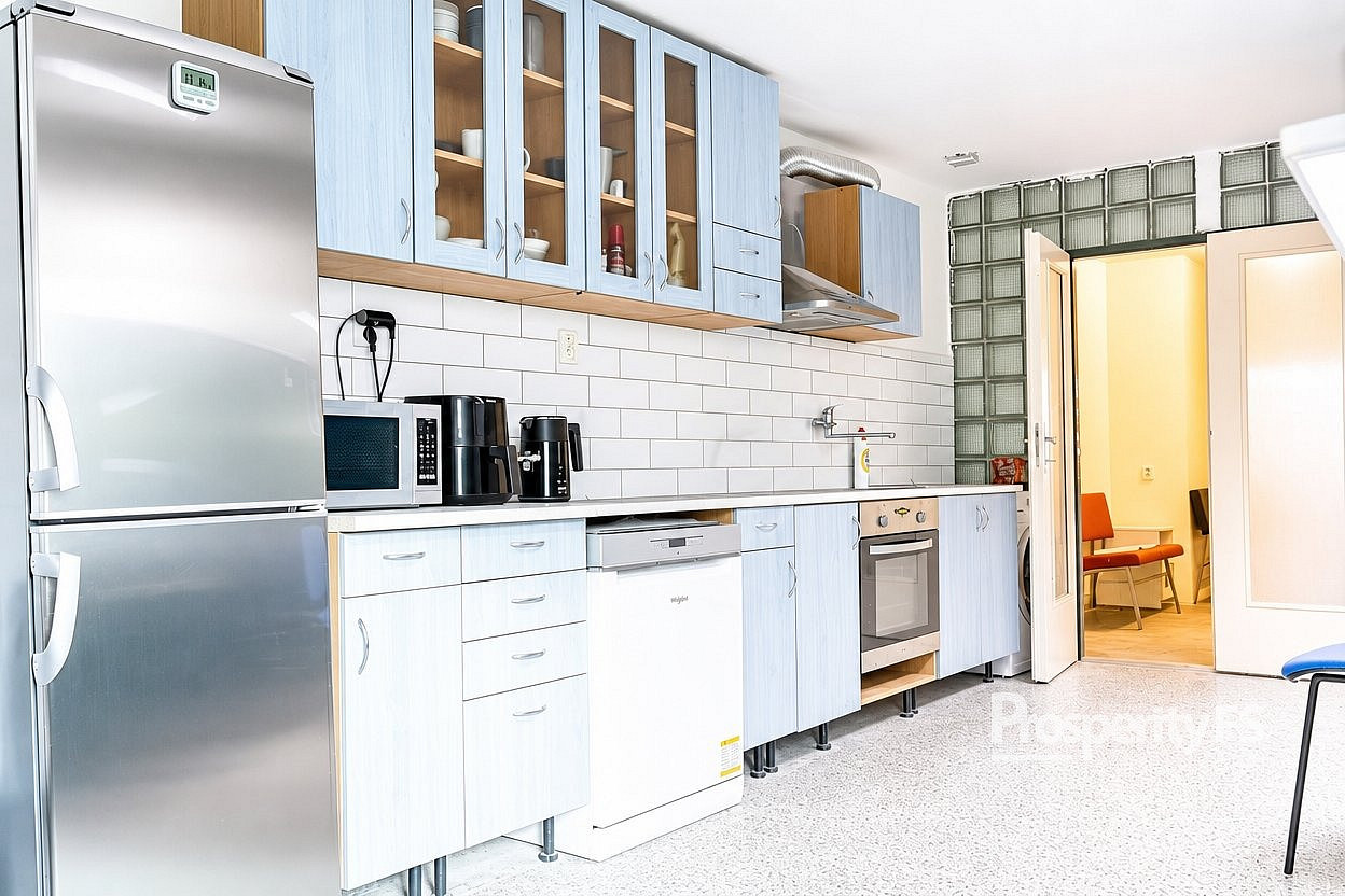 Pronájem komerčního objektu (jiného typu) 12 m² — photo 3