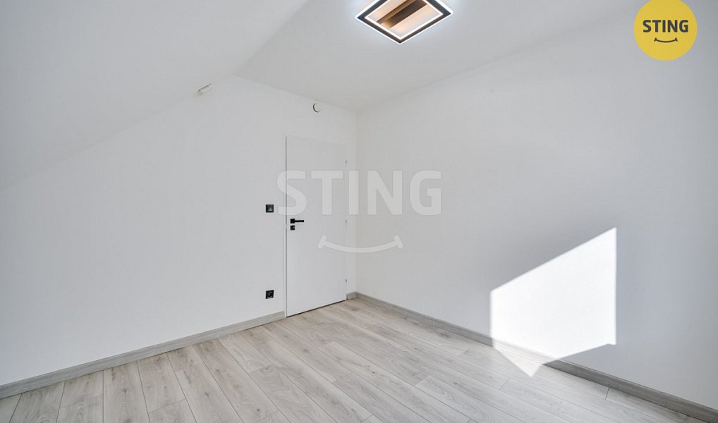 Prodej domu 168 m² s pozemkem 552 m², Šardice – náhled fotky 21