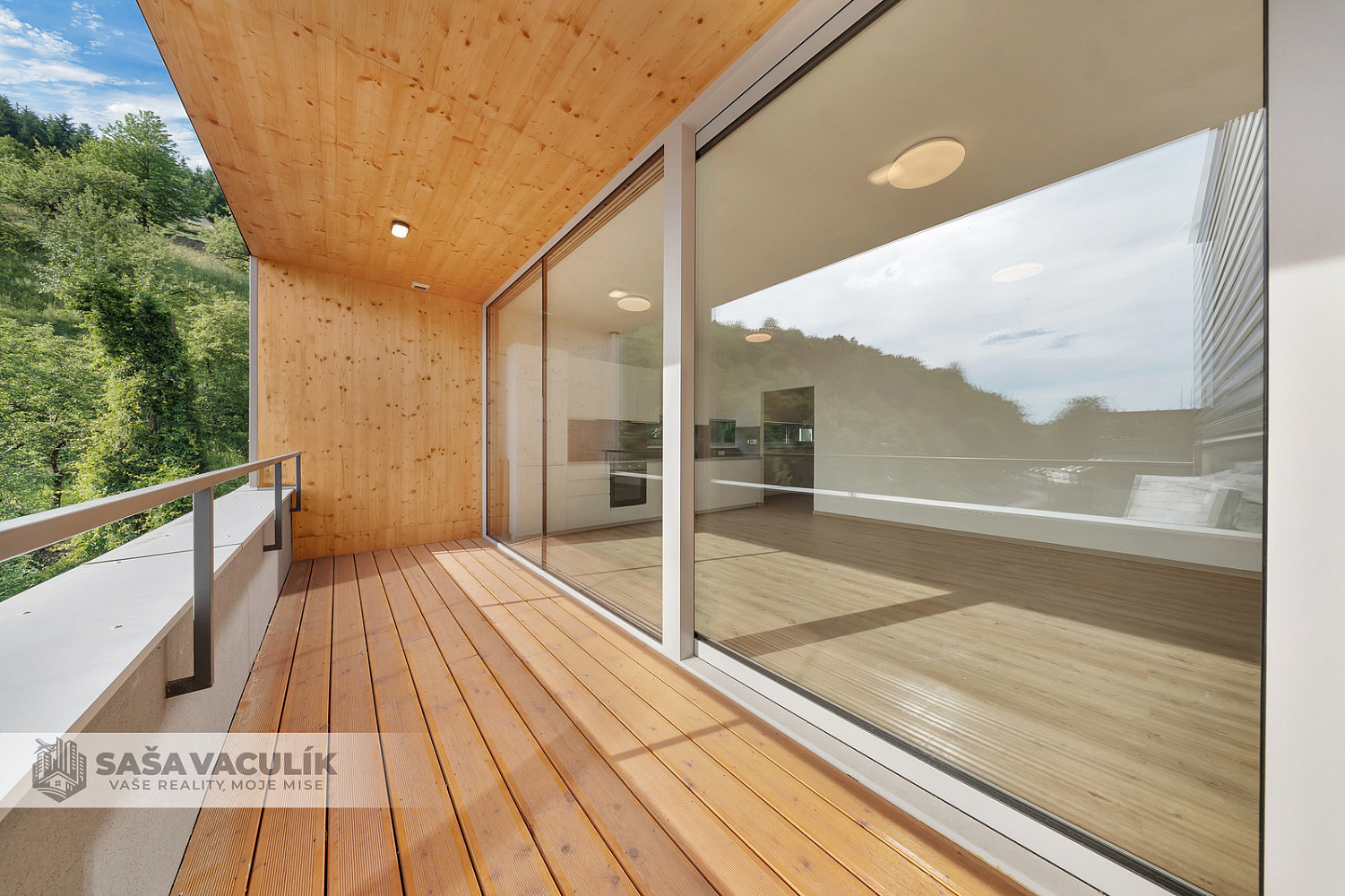 Pronájem bytu 2+kk 64 m² — photo 3