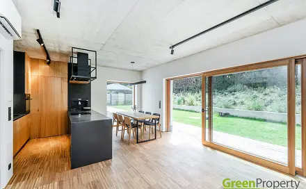Prodej domu 308 m² s pozemkem 1 907 m², Chocerady - Komorní Hrádek, okres Benešov
