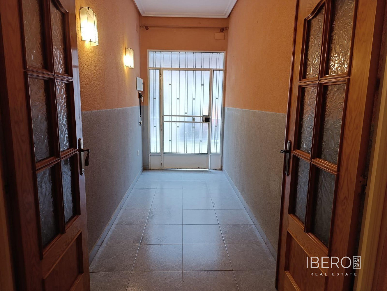 Prodej domu 285 m² s pozemkem 326 m² – pohled 3
