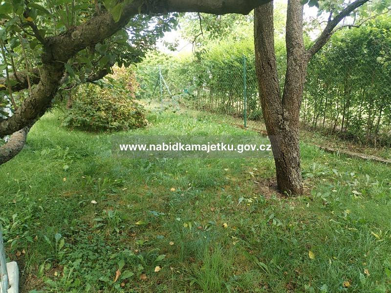 Prodej zahrady 144 m²
