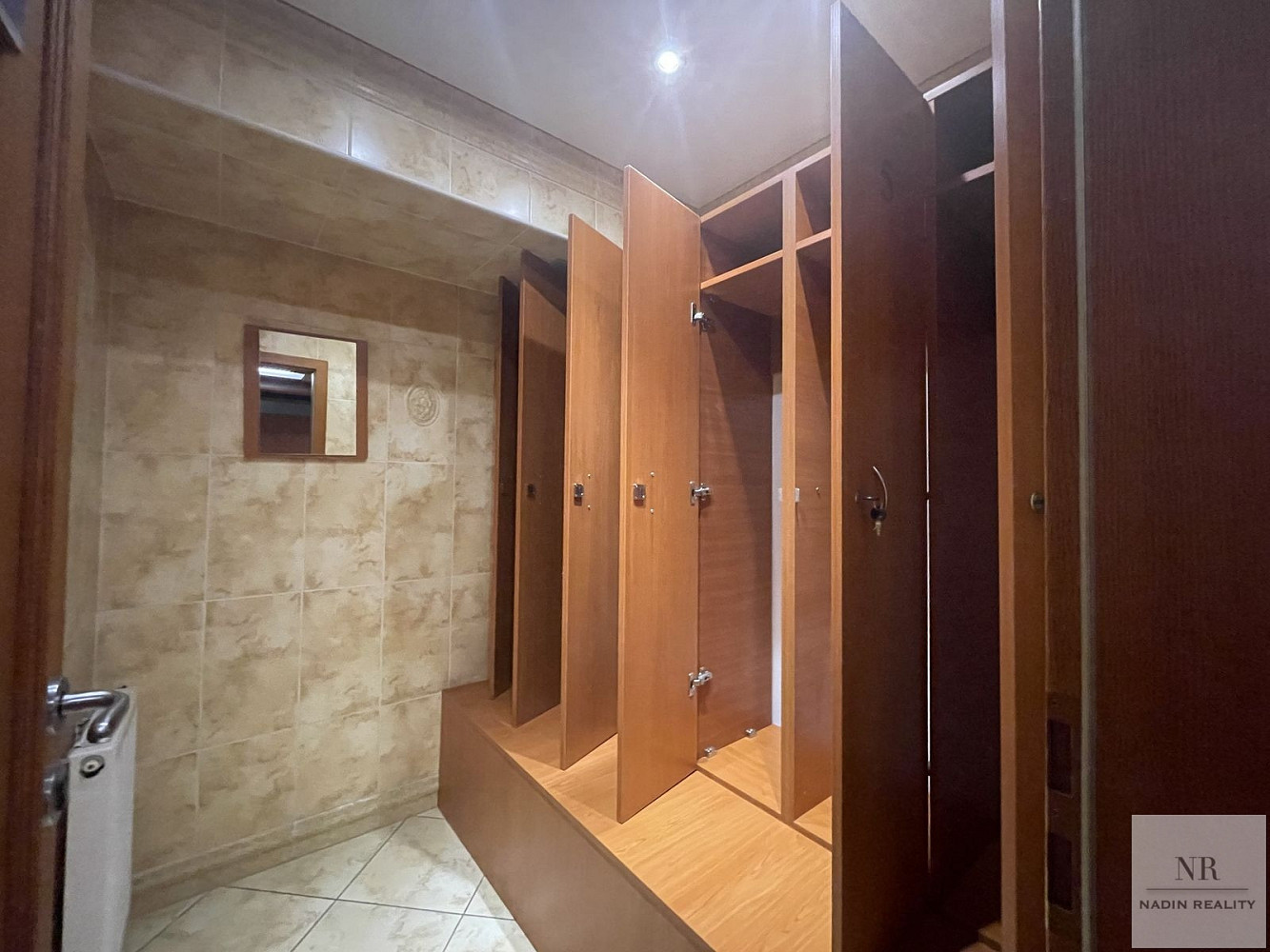 Pronájem obchodních prostor 200 m² – pohled 6