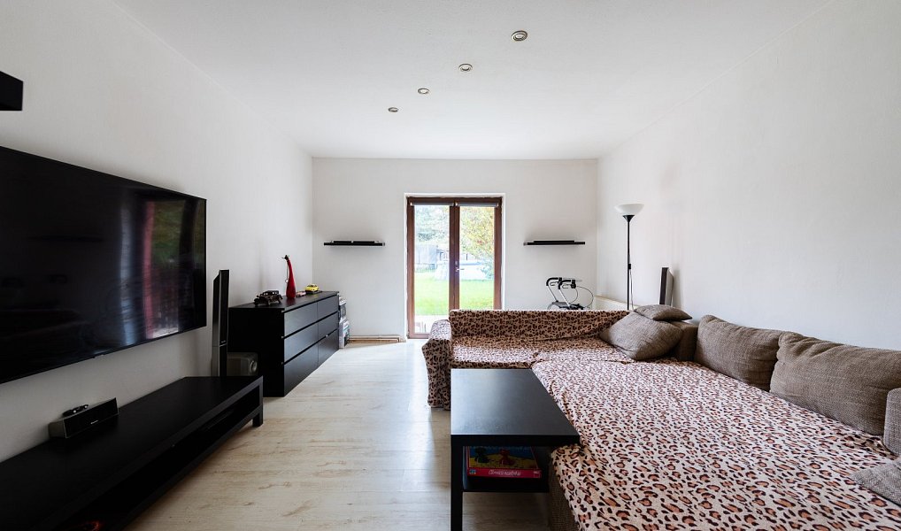 Prodej domu 200 m² s pozemkem 515 m², Nová Ves – náhled fotky 9